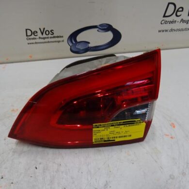 Peugeot 308 1.6 BlueHDi 120 Taillight, right 2014 9678094880