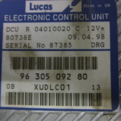 Citroen Xantia 2.1 TD Engine management computer P8C 1998 1929CE