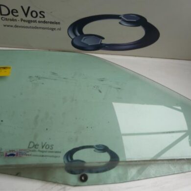 Peugeot 605 2.0 SRi Portierruit 4Deurs rechts-voor 1992 920241