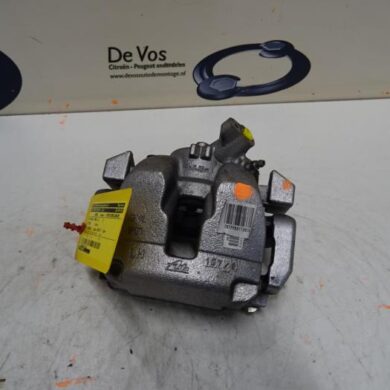 Citroen C5 Aircross  Remklauw (Tang) links-voor YHZYH01 2019 1623162080-1651754680