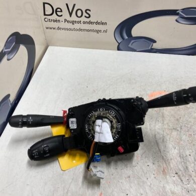 Peugeot 2008  Combischakelaar Stuurkolom 2015 98081767ZD