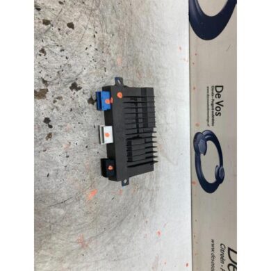 Peugeot 508 1.6 16V GT PureTech 225 Radio versterker 2019 9825899680-1637126580