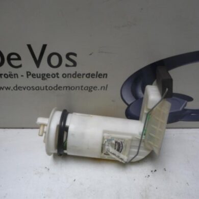 Peugeot 106 1.1 XN,XR,XT,Accent Brandstofpomp Elektrisch HDZ 2000 1525H5