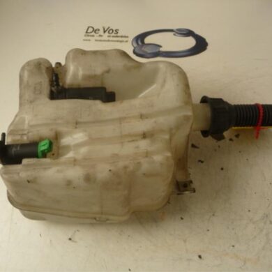 Peugeot 406 3.0 V6 24V Ruitensproeiertank voor 2001 6431C4