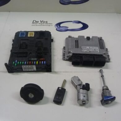 Peugeot 308 1.6 16V THP 150 Engine management computer 5FX 2008 1943LJ-1943LK