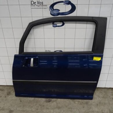 Peugeot 1007 1.4 Door 2-door, left 2007 9002V9