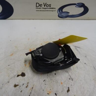 Peugeot 308  Seatbelt tensioner, right 2008 8975K5