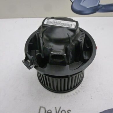 Peugeot 207 1.6 16V GT THP Heating and ventilation fan motor 2007 6441V5