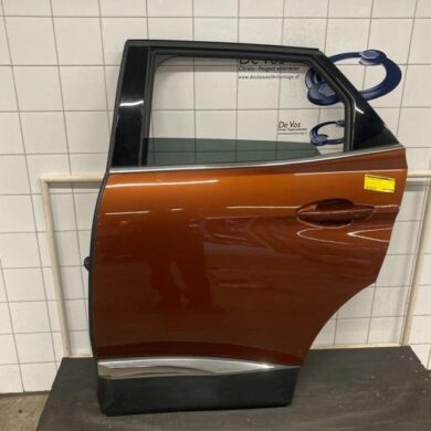 Peugeot 3008 1.2 12V e-THP PureTech 130 Tür 4-türig links hinten 2018 9812317280