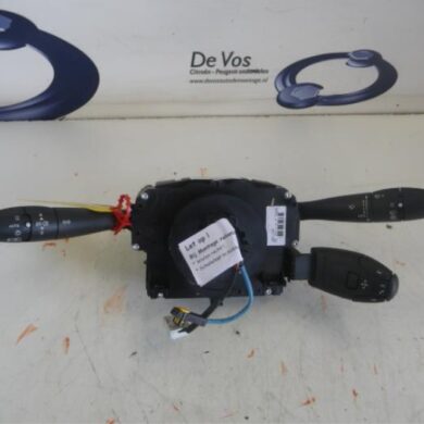 Peugeot 207  Steering column stalk 2011 6242YL