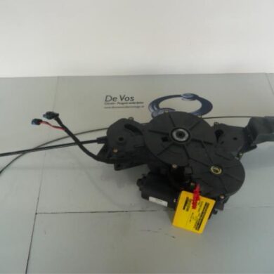 Citroen C8 2.0 HDi 16V Sliding door motor, right 2004 9138C3