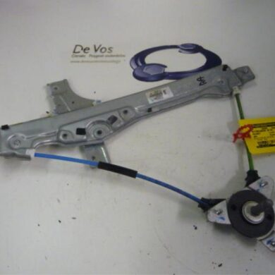 Peugeot 208 1.4 HDi Ruitmechaniek 4Deurs rechts-achter 2013 9673153880