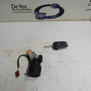 Citroen C4 Cactus  Kontaktslot+Sleutel 2018 1608682880