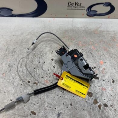 Peugeot 208 1.2 Vti 12V PureTech 100 Deurslot Mechaniek 4Deurs links-achter 2021 9829285380