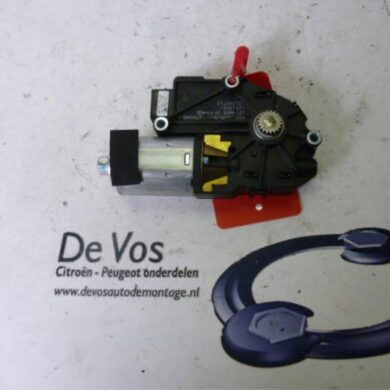 Peugeot 407 1.6 HDiF 16V Sunroof motor 2007 8401EW-21900