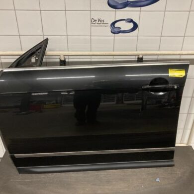 Citroen C6 2.7 HDiF V6 24V Door 4-door, front left 2007 9002W3