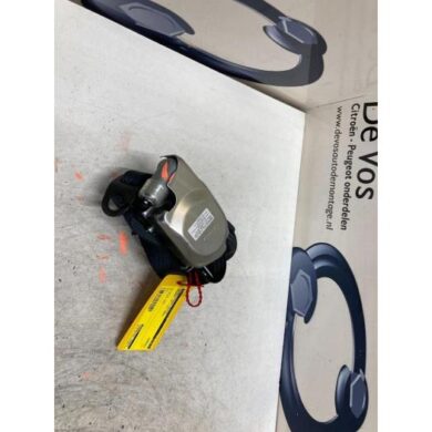 Peugeot 107 1.0 12V Gordelspanner rechts 2008 8974LJ