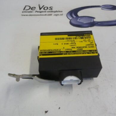 Peugeot 107 1.0 12V Centrale Deurvergrendelings Module 2010 6545PN