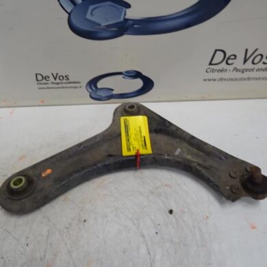 Citroen DS3  Draagarm rechts-voor 2015 3521T0
