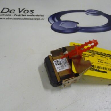 Peugeot 208  Regensensor 2015 1608089480