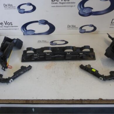 Citroen C4 Cactus  Bumperframe achter 2014 9801686480-1611428880