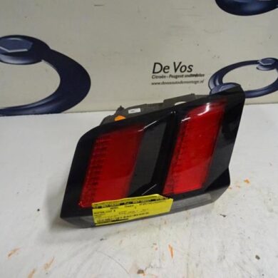 Peugeot 3008  Taillight, right 2018 9810477780