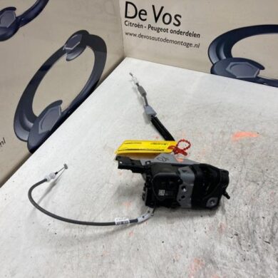 Opel Corsa 1.2 Turbo 12V 100 Deurslot Mechaniek 4Deurs rechts-achter 2022 9829285580