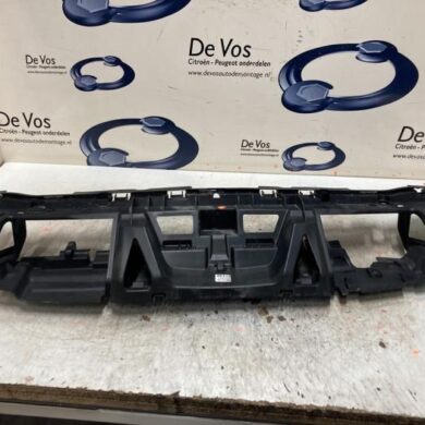 Peugeot 5008 1.6 VTI 16V Frontpaneel 2011 7422E7