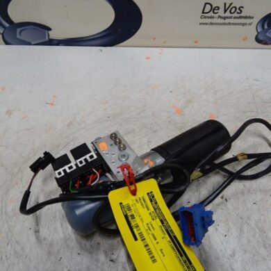 Peugeot 307  Convertible motor 2006 8446H9-8446S4