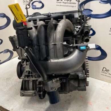 Peugeot 607 2.2 16V Engine 3FZ 2002 01358W