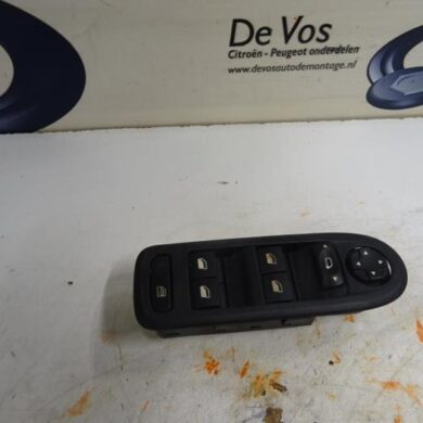 Peugeot 308  Multi-functional window switch 2010 6490S5
