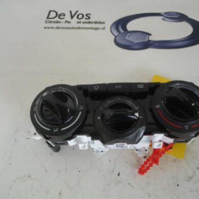 Peugeot 208 1.2 Vti 12V PureTech 82 Heizung Bedienpaneel 2014 9672248380