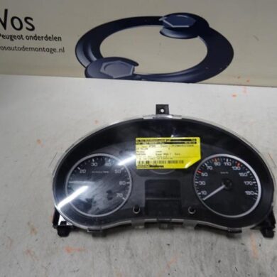 Peugeot Partner 1.6 BlueHDi 100 Odometer KM 2018 9801641580