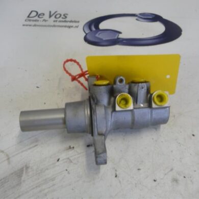 Peugeot 308  Master cylinder HNYHN02 2015 1610017880
