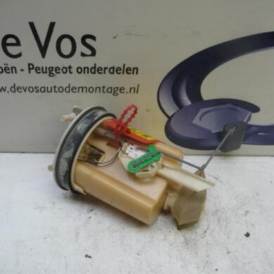 Peugeot 306 1.4 XN,XR,XA,XRA Electric fuel pump KFX 2000 152595