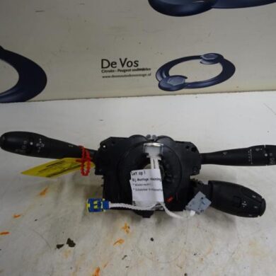 Peugeot 308  Steering column stalk 2010 6242PN-98062016XT