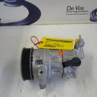 Peugeot 208  Aircopomp HMZ 2015 9672247080