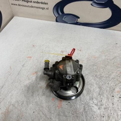 Peugeot 607 2.2 16V Power steering pump 3FZ 2002 4007AC