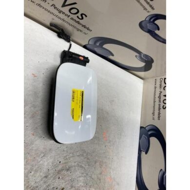 DS Automobiles DS7 Crossback  Tank Klep 2018 9834108180-9834135880