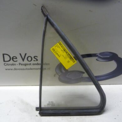 Peugeot 106 1.1 i XN,XR,XT Rear quarter light, left 1993 920367