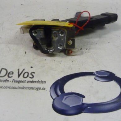 Peugeot 107 1.0 12V Deurslot Mechaniek 2Deurs links 2006 9135T4