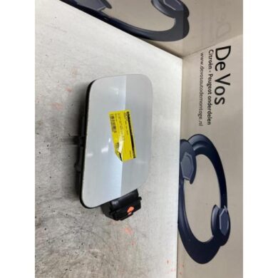 Peugeot 3008 1.6 16V HYbrid 225 Tank cap cover 2019 9810146680-9834802580