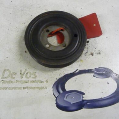 Peugeot 406  Crankshaft pulley 2000