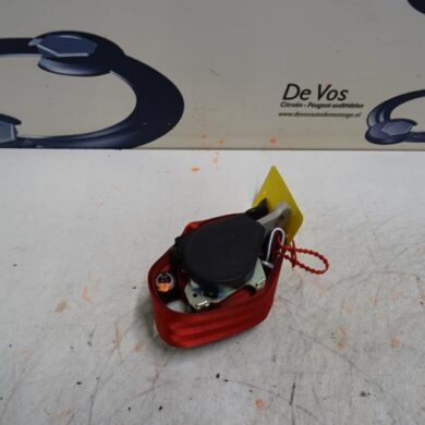 Peugeot 207  Seatbelt tensioner, right 2012 8975WQ