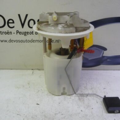 Citroen C4 Picasso 2.0 16V Autom. Electric fuel pump RFJ 2007 1525HY
