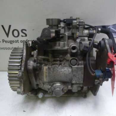 Citroen Jumpy 1.9D Mechanical fuel pump D9B 1997 19202Z