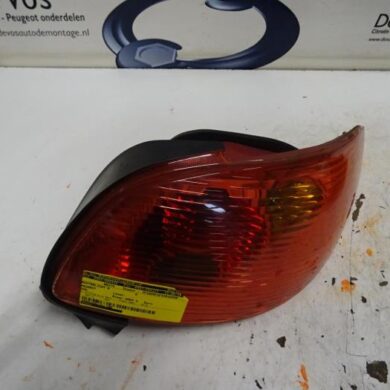 Peugeot 206 1.6 16V Taillight, right 2004 6351S1