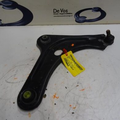 Peugeot 2008  Front wishbone, right 2015 9803286480