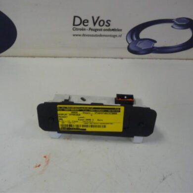 Peugeot 206 1.4 16V Interior display KFU 2006 659300-6563TF