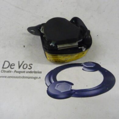 Peugeot 308  Rear seatbelt, left 2010 8975T8